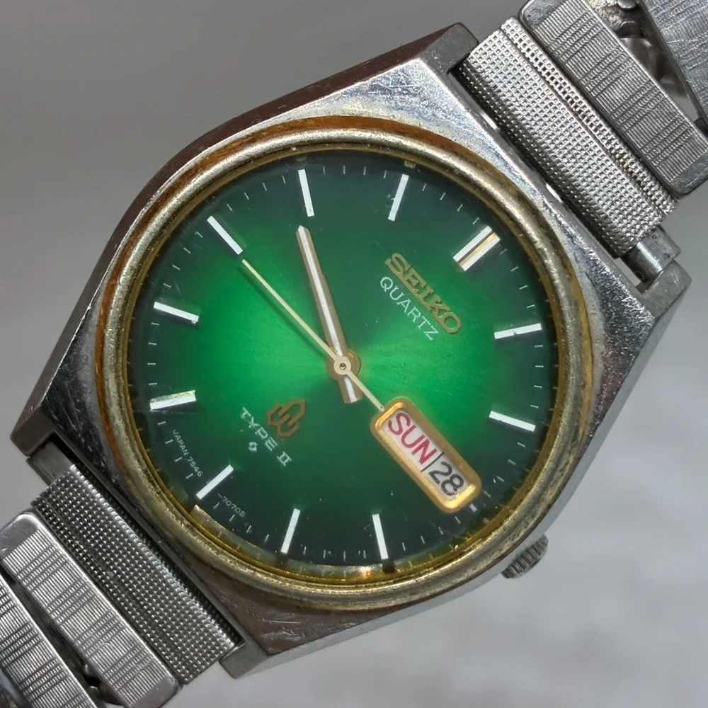 Seiko Type II 7546-7060 Quartz Men Watch Green Gradient Dial Stretch Band- RUNS!